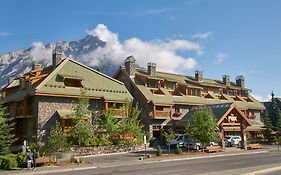 Fox Hotel And Suites